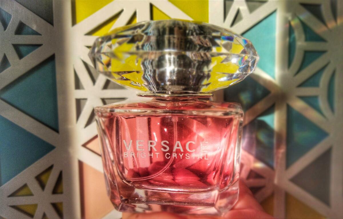 عطر ورساچه برایت کریستال برند لوزی سوئیس گرید VERSACE - Bright Crystal Hi 1 عطر ورساچه برایت کریستال لوزی